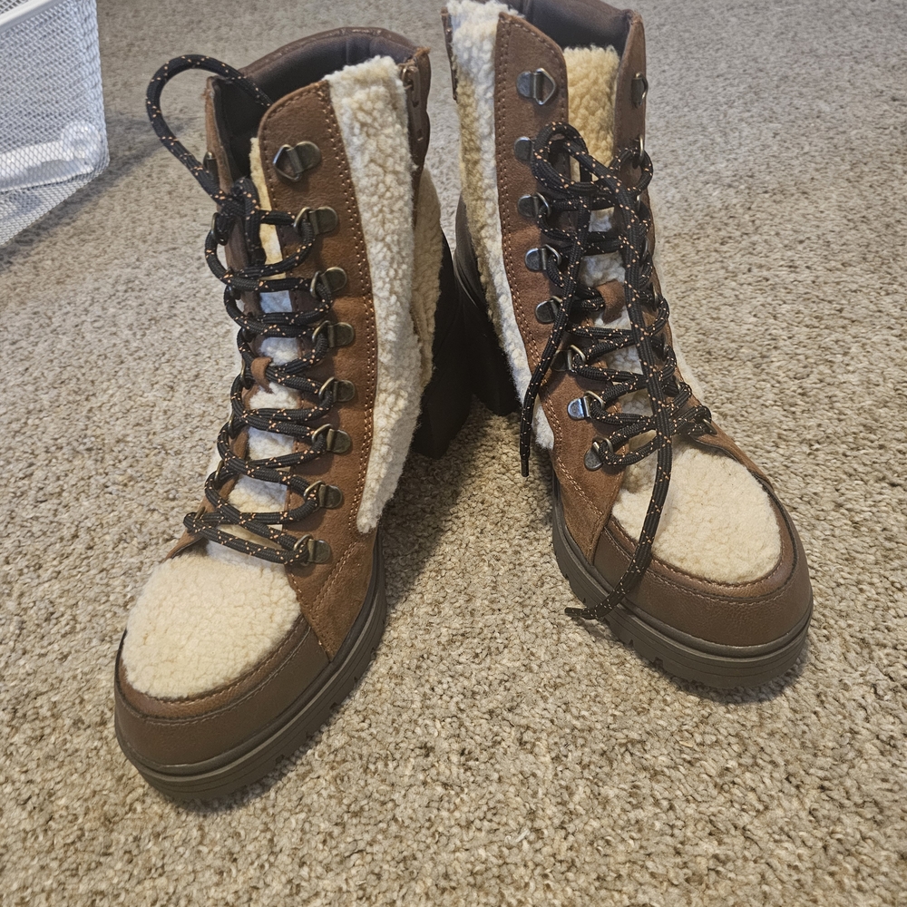 Women's Brown and Cream Lace-Up Boots